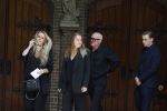 Laren 2 juni 2022
Begrafenis / dienst van Willibrord Frequin in de Sint Jansbasiliek in Laren . Rene v d Gijp kwam met zijn vrouw zoon en stiefdochter