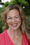 Amsterdam 25 mei 2022
Boekpresentatie Elle v Rijn Marion Pauw   Roos Schlikker en Femmetje de Wind .