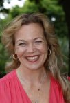 Amsterdam 25 mei 2022
Boekpresentatie Elle v Rijn Marion Pauw   Roos Schlikker en Femmetje de Wind .