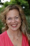 Amsterdam 25 mei 2022
Boekpresentatie Elle v Rijn Marion Pauw   Roos Schlikker en Femmetje de Wind .