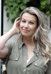 Amsterdam 25 mei 2022
Boekpresentatie Elle v Rijn Marion Pauw   Roos Schlikker en Femmetje de Wind . Susan Smit