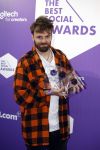 Amsterdam 25 mei 2022
Uitreiking best social awards in Amsterdam.
Tim Hofman met zijn team van BOOS