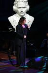 Bussum 16 mei 2022
Uitreiking Buma awrds in spant bussum.
Trijntje Oosterhuis en de zoon van Henny Vrienten Xander Vrienten
