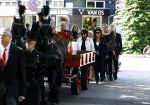 Laren 2 juni 2022
Begrafenis / dienst van Willibrord Frequin in de Sint Jansbasiliek in Laren . Gesina Rebecca Barbara Louis en  Merel Frequin waren met aanhang aanwezig