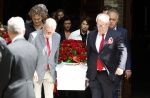 Laren 2 juni 2022
Begrafenis / dienst van Willibrord Frequin in de Sint Jansbasiliek in Laren . Gesina Rebecca Barbara Louis en  Merel Frequin waren met aanhang aanwezig