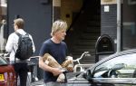 Amsterdam 17 mei 2022
Wim Kieft doet boodschappen in Amsterdam zuid.