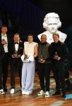 Bussum 16 mei 2022
Uitreiking Buma awrds in spant bussum. Maan met oa je Broer
