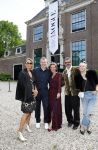 Amsterdam 18 mei 2023
Presentatie netflix serie  Queen CHarlotte met oa aanwezig India Amarteifio en Corey Mylchreest .
Serie is samenwerking met Vogue. Het feest is bij Huize Frankendaal. Davy Hezemans met relaties