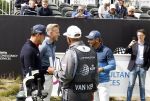 Cromvoirt 25 mei 2023
Dirk Kuyt deed vandaag mee met BEAT THE PRO op de KLM Open op golfbaan Bernardus. Ook zijn vriendin Kate Ruinemans was erbij.