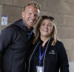 Cromvoirt 25 mei 2023
Dirk Kuyt deed vandaag mee met BEAT THE PRO op de KLM Open op golfbaan Bernardus. Ook zijn vriendin Kate Ruinemans was erbij. Dirk Kuyt met fans van Liverpool