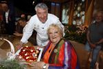 Hilversum 27 mei 2023
Omroep Max viert tijdens uitzending de 80e verjaardag van Erica Terpstra.
Aanwezig oa oa Albert Verlinde Onno Hoes Robert v Beckhoven Jan Slagter Sybrand Niessen Aran bade en Trinko Keen.