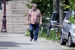 Amsterdam, 18 Mei 2023
Hans v d Togt wandelend met zijn hondje door Amsterdam