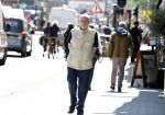 Amsterdam 31 mei 2023
Hugo Metsers wandelend door Amsterdam zuid.