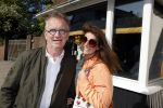 Noordwijk 17 mei 2023
Opening pension Code Rose van Martien Meiland en Erica Meiland . Ook Montana Maxime en Leroy Molkenboer zijn aanwezig Dochter Claire doet de openingshandeling.
Jaap Meiland met zijn vrouw