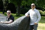 Amersfoort 19 mei 2023
Jeroen Jansema en Robin samen in een park in Amersfoort . Ze hebben elkaar leren kennen via het programma Liefde op het eerste gezicht . Jeroen had ook al meegedaan aan MAFS Married at First Sight