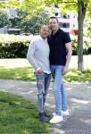 Amersfoort 19 mei 2023
Jeroen Jansema en Robin samen in een park in Amersfoort . Ze hebben elkaar leren kennen via het programma Liefde op het eerste gezicht . Jeroen had ook al meegedaan aan MAFS Married at First Sight