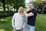 Amersfoort 19 mei 2023
Jeroen Jansema en Robin samen in een park in Amersfoort . Ze hebben elkaar leren kennen via het programma Liefde op het eerste gezicht . Jeroen had ook al meegedaan aan MAFS Married at First Sight
