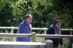 Alkmaar eo 17 mei 2023
Marco Borsato krijgt uitleg over dressuur van een instructeur op een manege
