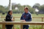 Alkmaar eo 17 mei 2023
Marco Borsato krijgt uitleg over dressuur van een instructeur op een manege