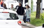 Alkmaar 24 mei 2023
Marco Borsato sluit zijn boot / sloep af nadat hij met 5 dames is gaan varen .
Op het moment dat er een rondvaart boot voorbij hem vaart lacht hij nnaar de mensen in die rondvaartboot.