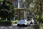 Huizen 31 mei 2023
Marco Borsato en zijn dochter Jada rijden naar het huis van Leontien Borsato