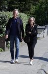 Noordwijk 17 mei 2023
Opening pension Code Rose van Martien Meiland en Erica Meiland . Ook Montana Maxime en Leroy Molkenboer zijn aanwezig Dochter Claire doet de openingshandeling.
Rene Oosterman met zijn vrouw