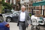 Amsterdam 30 mei 2023
Sjaak Swart doet boodschappen in Amsterdam zuid.