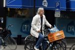 Amsterdam 30 mei 2023
Victor Reinier  doet boodschappen in Amsterdam zuid bij Albert heijn
