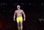 Amsterdam 25 mei 2024
Dries Roelvink treedt op in een gele zwembroek tijdens het toppers concert in de Johan Cruijff arena