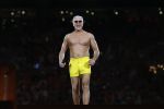 Amsterdam 25 mei 2024
Dries Roelvink treedt op in een gele zwembroek tijdens het toppers concert in de Johan Cruijff arena