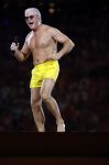 Amsterdam 25 mei 2024
Dries Roelvink treedt op in een gele zwembroek tijdens het toppers concert in de Johan Cruijff arena