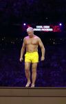 Amsterdam 25 mei 2024
Dries Roelvink treedt op in een gele zwembroek tijdens het toppers concert in de Johan Cruijff arena