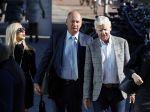 Amsterdam 14 mei 2024
Rechtszaak Conie Witteman en haar ex partner Eugene v Dun in de rechtbank van Amsterdam .
Eugene kwam met zijn vriendin en advocaat en Connie kwam met partner Henk de Vries .