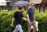 Blaricum 25 mei 2024
Ewout Genmans met zijn vriend / partner in Blaricum