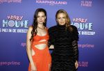 Amsterdam 13 mei 2024
Premiere Crazy House in Tuschinski. De cast met oa Alicia Silverstone Gaite Jansen Matti Stooker Chris Peters Victoria Koblenko Maarten Swart en Steffen Haars . Greg Shapiro presenteert de avond.