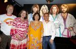 Amsterdam 11 mei 2024
Onthulling kunstwerk Hayo Sol ( schilderij ABBA) door Therese Steinmetz en Philippe Elan. Ook Catherine Keyl is aanwezig in Apollo first Hotel.