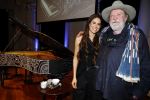 Amsterdam 10 mei 2024
CD Presentatie Iris Hond in het concertgebouw. Iris met Henk Schiffmachefr en zijn vrouw Louise