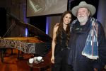 Amsterdam 10 mei 2024
CD Presentatie Iris Hond in het concertgebouw. Iris met Henk Schiffmachefr en zijn vrouw Louise
