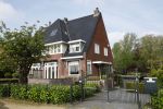 Amstelveen 10 mei 2024
Nieuwe huis Johnny heitinga aan de Amstel Humberto Tan is zijn buurman
