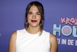 Amsterdam 13 mei 2024
Premiere Crazy House in Tuschinski. De cast met oa Alicia Silverstone Gaite Jansen Matti Stooker Chris Peters Victoria Koblenko Maarten Swart en Steffen Haars . Greg Shapiro presenteert de avond. Julia Sinning