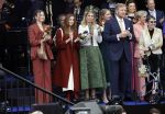 Emmen 27 april 2024
Koningsdag in Emmen met de koninklijke familie . Aanwezig bKoning Willem Alexander Koningin Maxima Prinses Amalia Prinses Alexia Prinses Ariane Prins Constantijn Prinses laurentien Prins Bernhard Prinses Annette Prins Maurits Prinses Marilene Prins Pieter Christiaan Prinses Anita Prins Floris en Prinses Aimee.