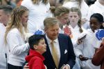 Emmen 27 april 2024
Koningsdag in Emmen met de koninklijke familie . Aanwezig bKoning Willem Alexander Koningin Maxima Prinses Amalia Prinses Alexia Prinses Ariane Prins Constantijn Prinses laurentien Prins Bernhard Prinses Annette Prins Maurits Prinses Marilene Prins Pieter Christiaan Prinses Anita Prins Floris en Prinses Aimee.