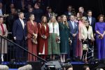 Emmen 27 april 2024
Koningsdag in Emmen met de koninklijke familie . Aanwezig bKoning Willem Alexander Koningin Maxima Prinses Amalia Prinses Alexia Prinses Ariane Prins Constantijn Prinses laurentien Prins Bernhard Prinses Annette Prins Maurits Prinses Marilene Prins Pieter Christiaan Prinses Anita Prins Floris en Prinses Aimee.