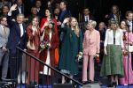 Emmen 27 april 2024
Koningsdag in Emmen met de koninklijke familie . Aanwezig bKoning Willem Alexander Koningin Maxima Prinses Amalia Prinses Alexia Prinses Ariane Prins Constantijn Prinses laurentien Prins Bernhard Prinses Annette Prins Maurits Prinses Marilene Prins Pieter Christiaan Prinses Anita Prins Floris en Prinses Aimee.