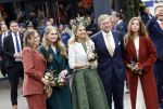 Emmen 27 april 2024
Koningsdag in Emmen met de koninklijke familie . Aanwezig bKoning Willem Alexander Koningin Maxima Prinses Amalia Prinses Alexia Prinses Ariane Prins Constantijn Prinses laurentien Prins Bernhard Prinses Annette Prins Maurits Prinses Marilene Prins Pieter Christiaan Prinses Anita Prins Floris en Prinses Aimee.
