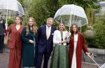 Emmen 27 april 2024
Koningsdag in Emmen met de koninklijke familie . Aanwezig bKoning Willem Alexander Koningin Maxima Prinses Amalia Prinses Alexia Prinses Ariane Prins Constantijn Prinses laurentien Prins Bernhard Prinses Annette Prins Maurits Prinses Marilene Prins Pieter Christiaan Prinses Anita Prins Floris en Prinses Aimee.
