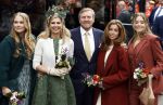 Emmen 27 april 2024
Koningsdag in Emmen met de koninklijke familie . Aanwezig bKoning Willem Alexander Koningin Maxima Prinses Amalia Prinses Alexia Prinses Ariane Prins Constantijn Prinses laurentien Prins Bernhard Prinses Annette Prins Maurits Prinses Marilene Prins Pieter Christiaan Prinses Anita Prins Floris en Prinses Aimee.