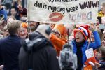 Emmen 27 april 2024
Koningsdag in Emmen met de koninklijke familie . Aanwezig bKoning Willem Alexander Koningin Maxima Prinses Amalia Prinses Alexia Prinses Ariane Prins Constantijn Prinses laurentien Prins Bernhard Prinses Annette Prins Maurits Prinses Marilene Prins Pieter Christiaan Prinses Anita Prins Floris en Prinses Aimee. Laura is jarig en wil kusje van Koning Willem Alexander