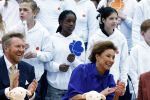 Emmen 27 april 2024
Koningsdag in Emmen met de koninklijke familie . Aanwezig bKoning Willem Alexander Koningin Maxima Prinses Amalia Prinses Alexia Prinses Ariane Prins Constantijn Prinses laurentien Prins Bernhard Prinses Annette Prins Maurits Prinses Marilene Prins Pieter Christiaan Prinses Anita Prins Floris en Prinses Aimee.