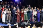 Emmen 27 april 2024
Koningsdag in Emmen met de koninklijke familie . Aanwezig bKoning Willem Alexander Koningin Maxima Prinses Amalia Prinses Alexia Prinses Ariane Prins Constantijn Prinses laurentien Prins Bernhard Prinses Annette Prins Maurits Prinses Marilene Prins Pieter Christiaan Prinses Anita Prins Floris en Prinses Aimee.